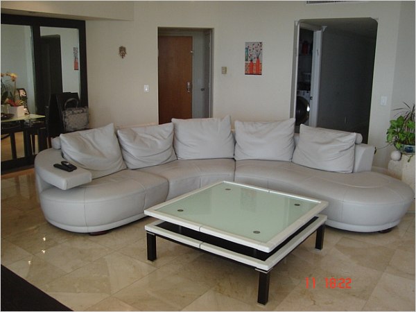Aventura, FL House - For Sale