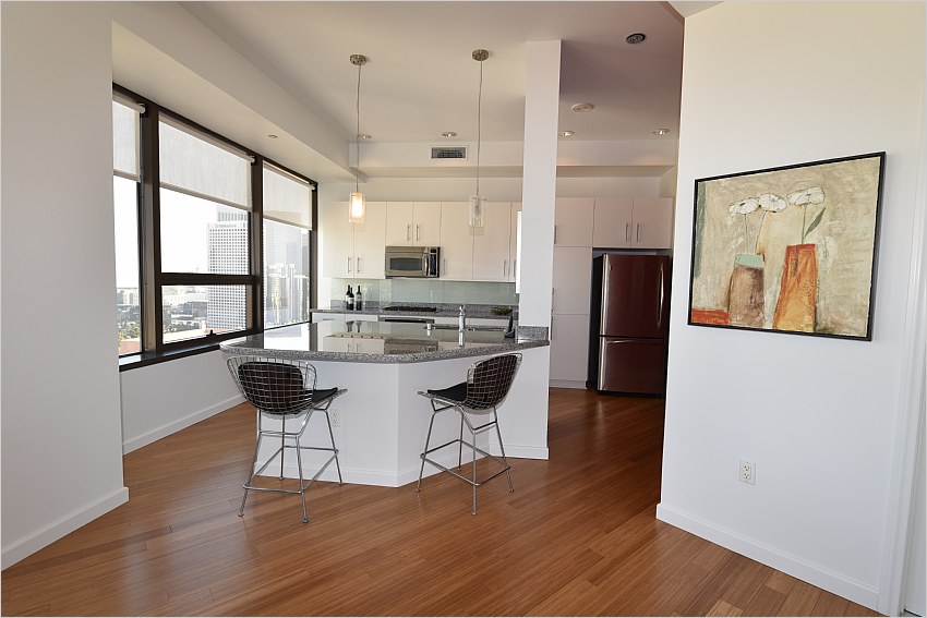 Elfyer - Los Angeles, CA House - For Sale