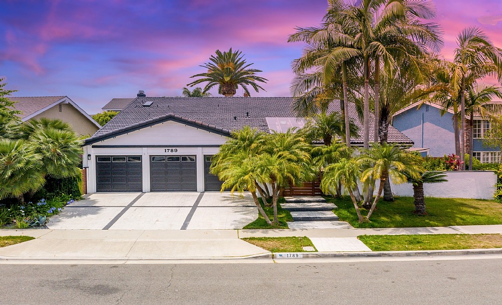 Elfyer - Costa Mesa, CA House - For Sale
