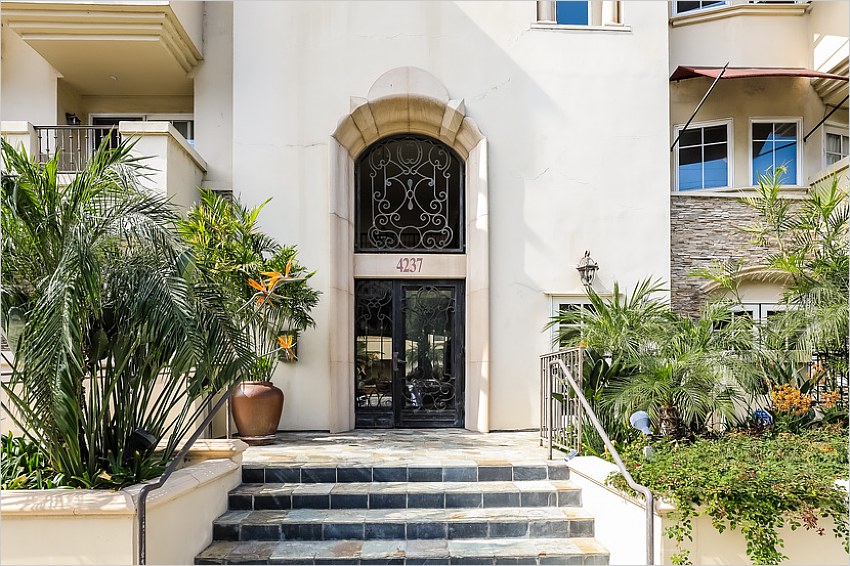 Elfyer - Studio City, CA House - For Sale