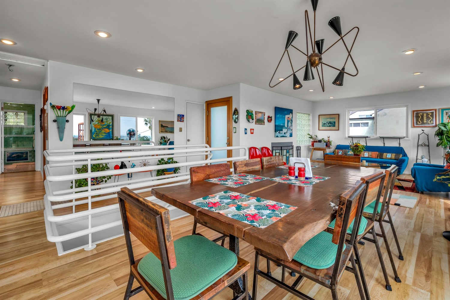 Elfyer - Santa Monica, CA House - For Sale