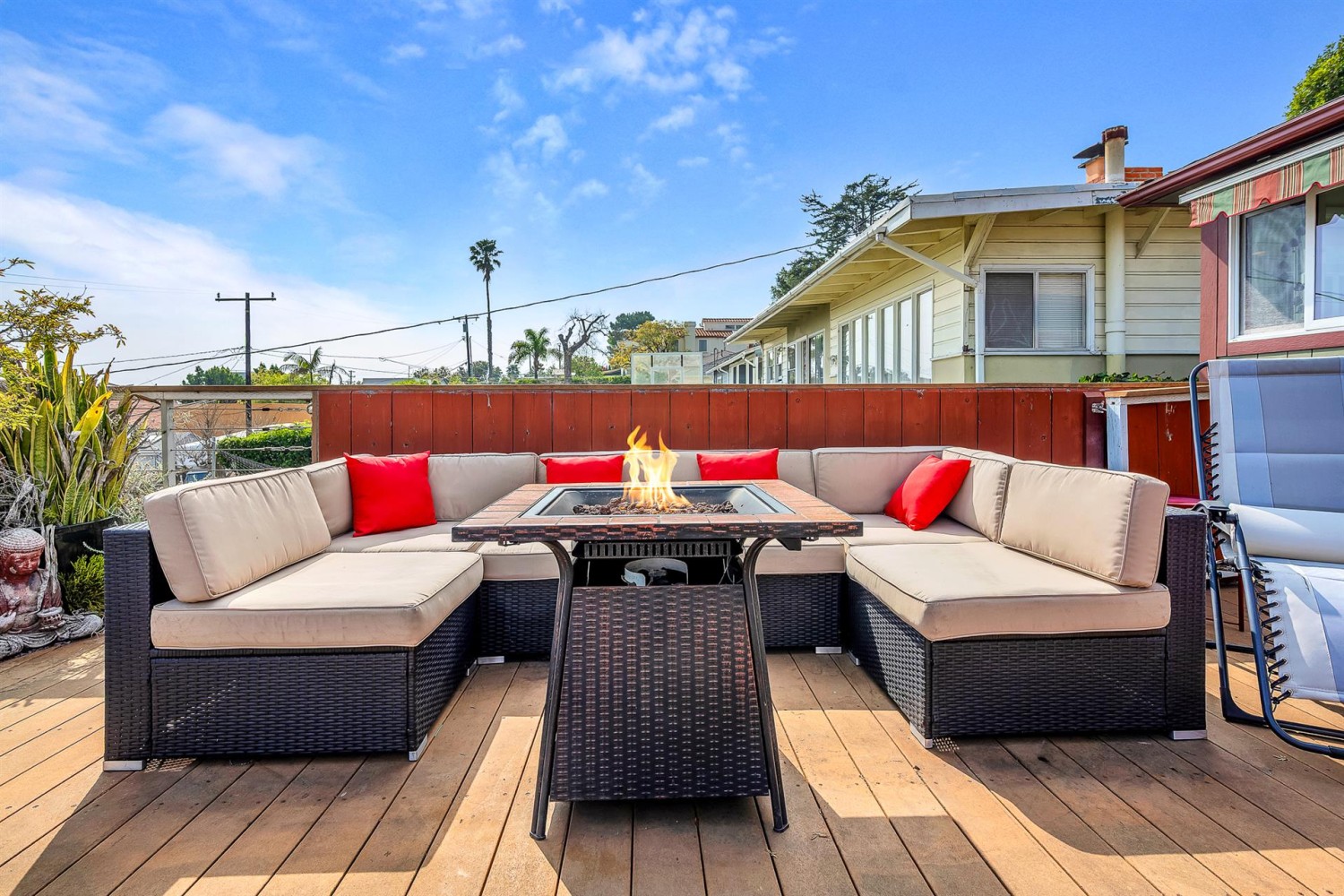 Elfyer - Santa Monica, CA House - For Sale