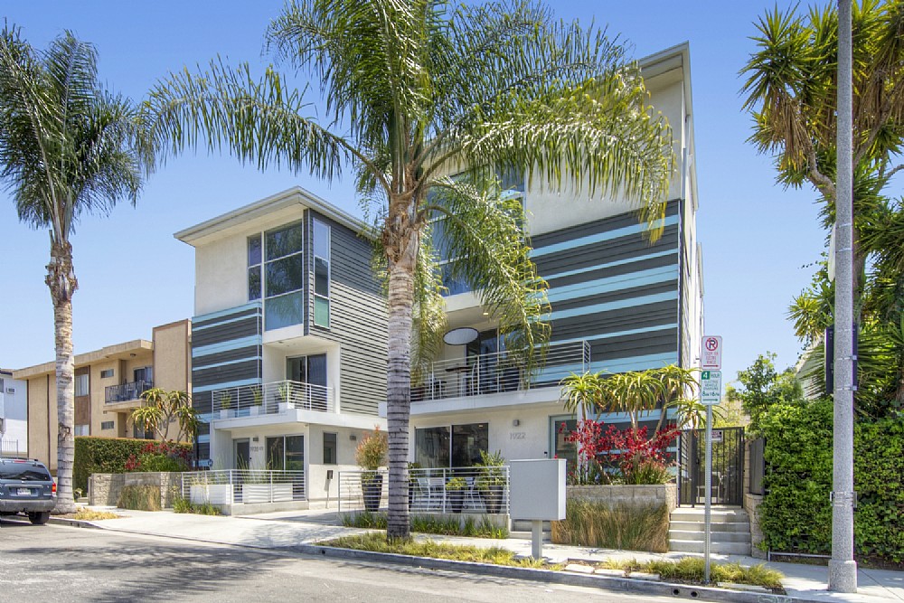 Elfyer - Los Angeles, CA House - For Sale