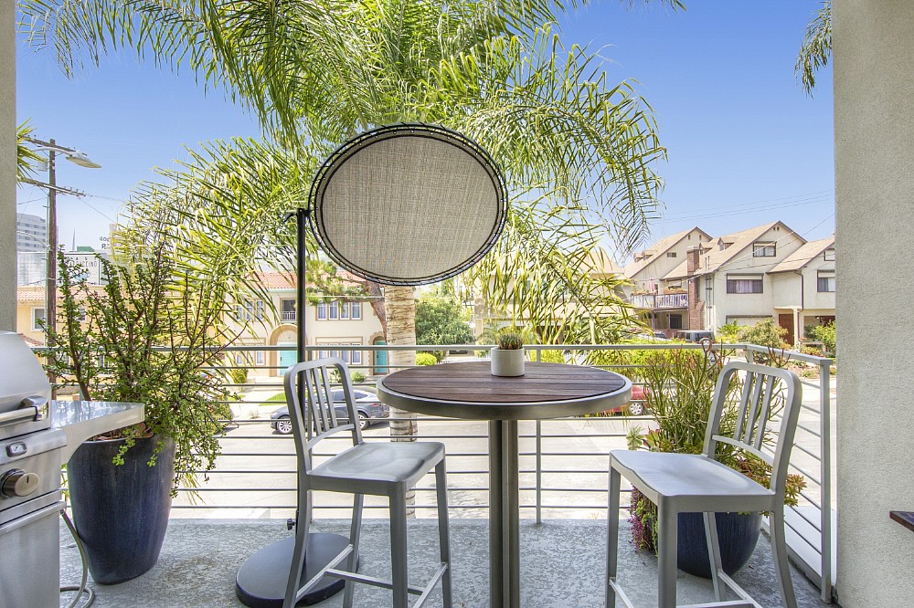 Elfyer - Los Angeles, CA House - For Sale