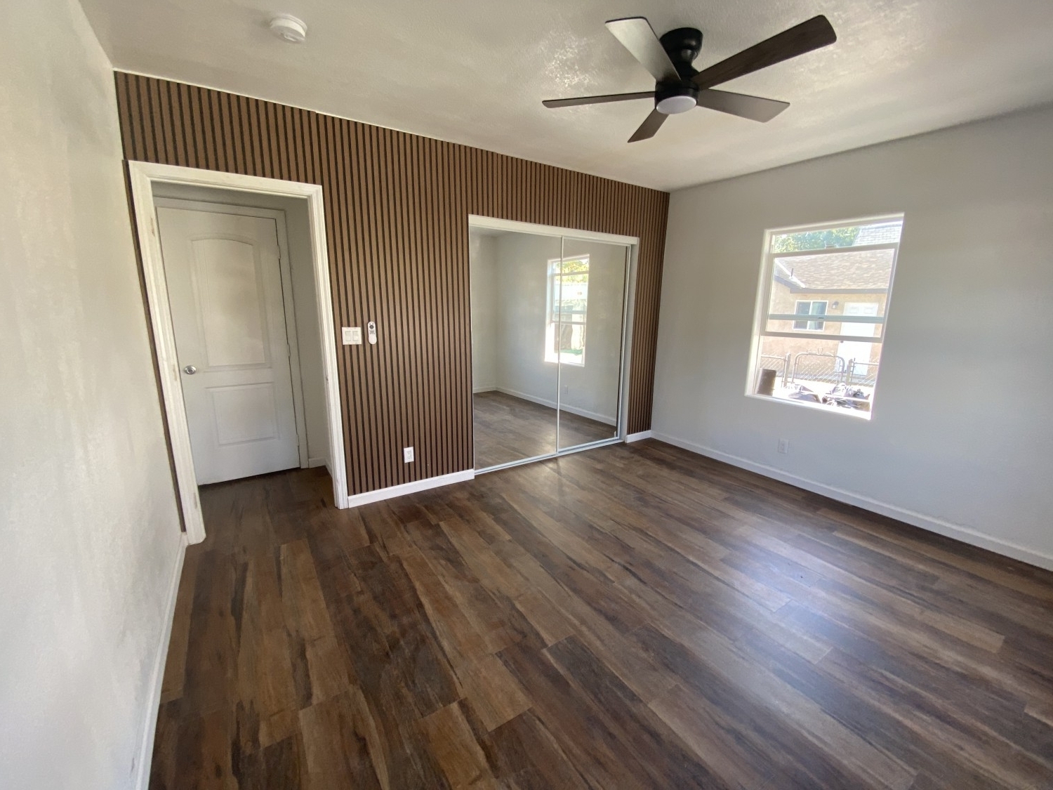 Elfyer - bakersfield,  House - For Sale