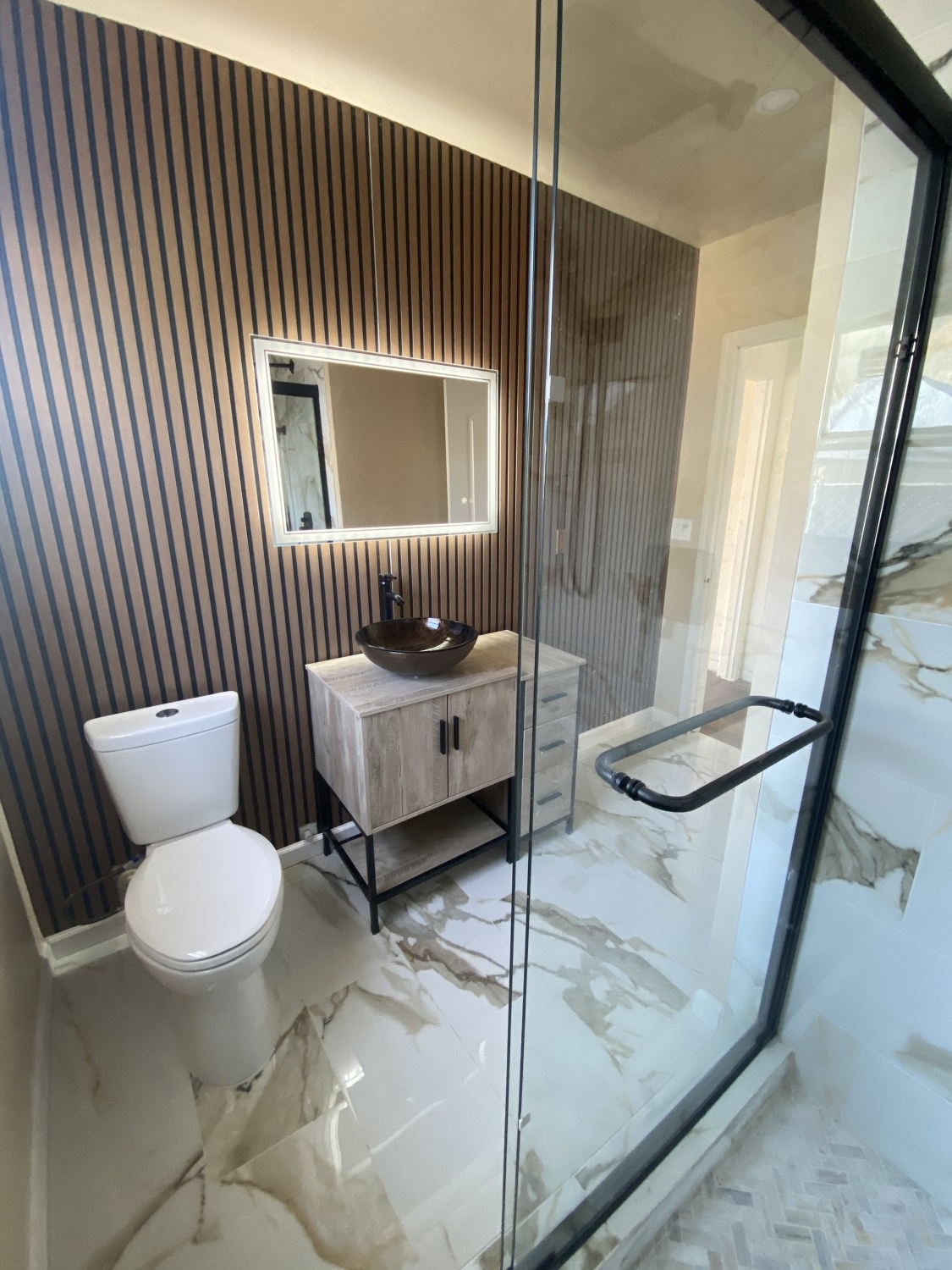 Elfyer - bakersfield,  House - For Sale