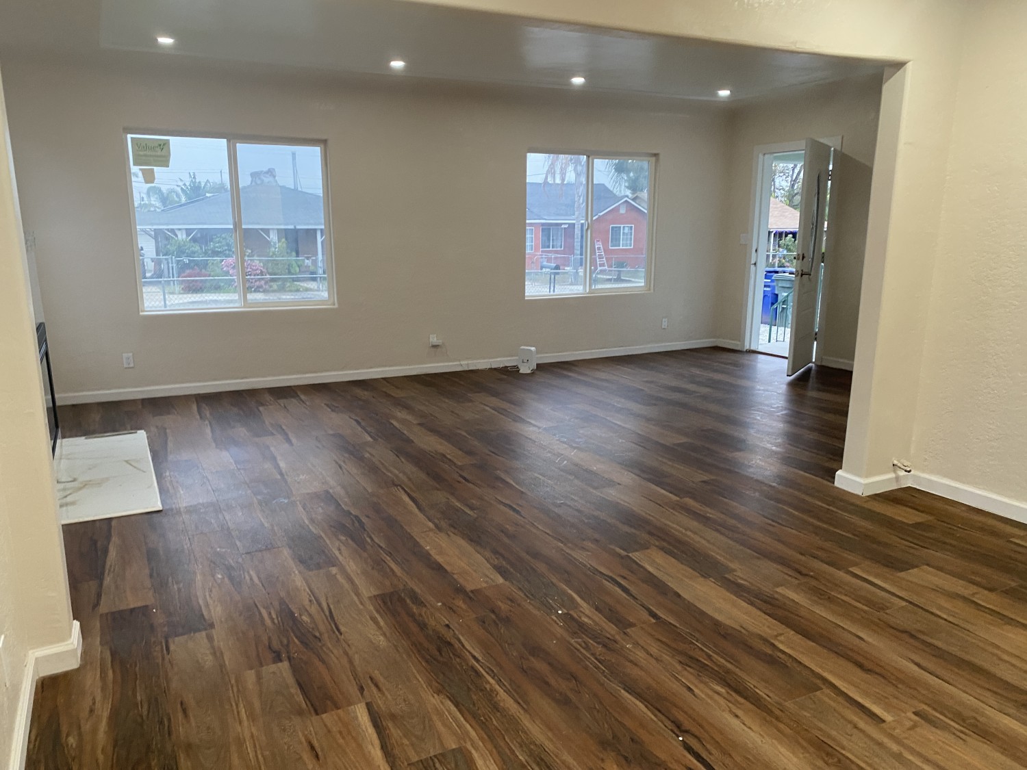 Elfyer - bakersfield,  House - For Sale