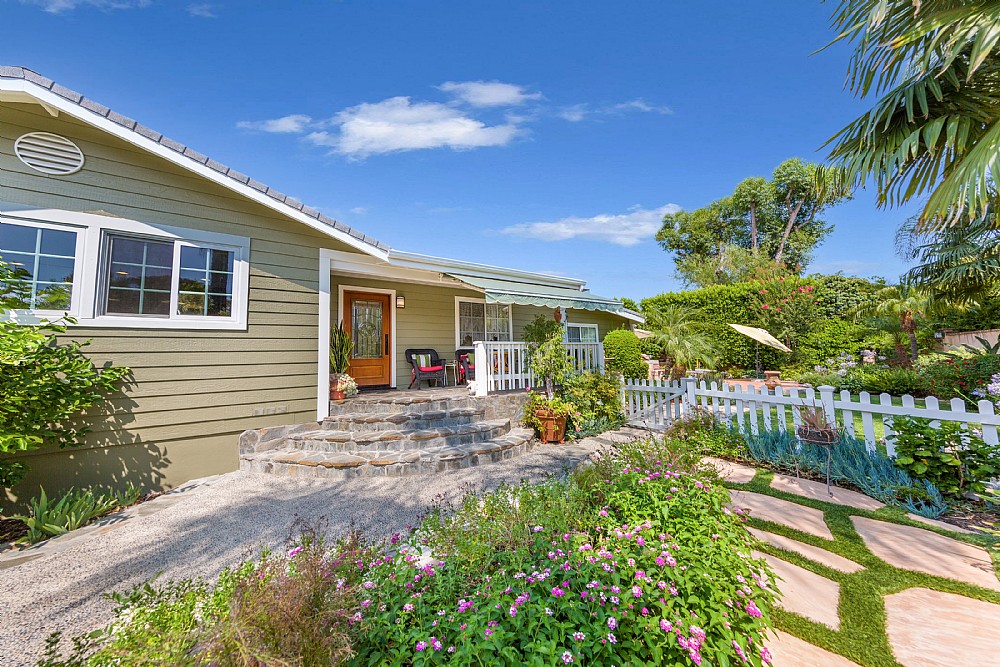 Elfyer - Tarzana, CA House - For Sale