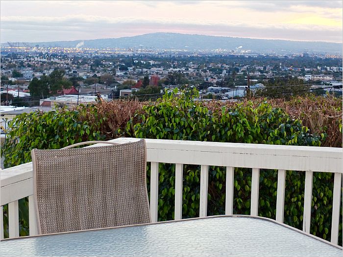 Signal Hill, CA Condo For Sale 1600 Crescent Heights St. MLS