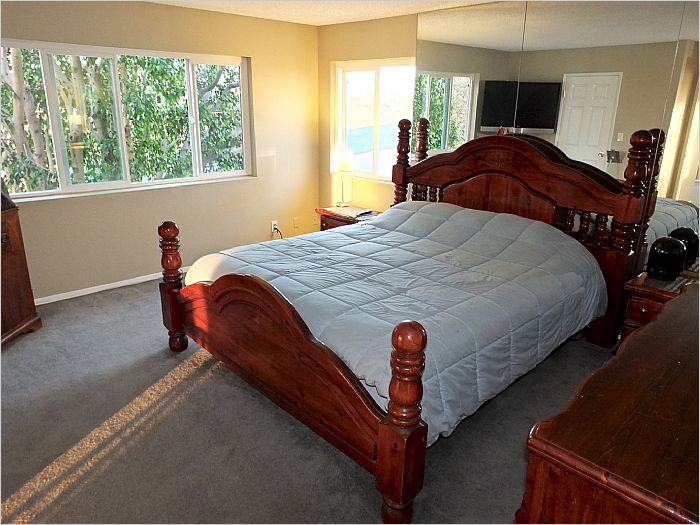 Signal Hill, CA Condo For Sale 1600 Crescent Heights St. MLS PW15255509