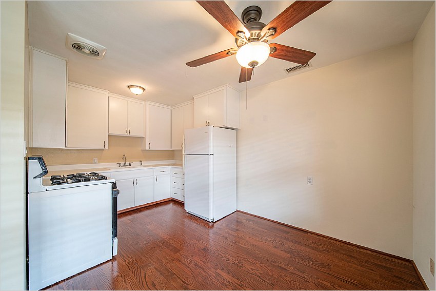 Elfyer - Long Beach, CA House - For Sale