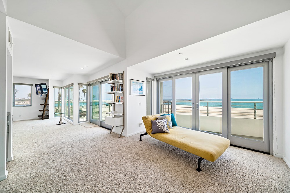 Elfyer - Long Beach, CA House - For Sale