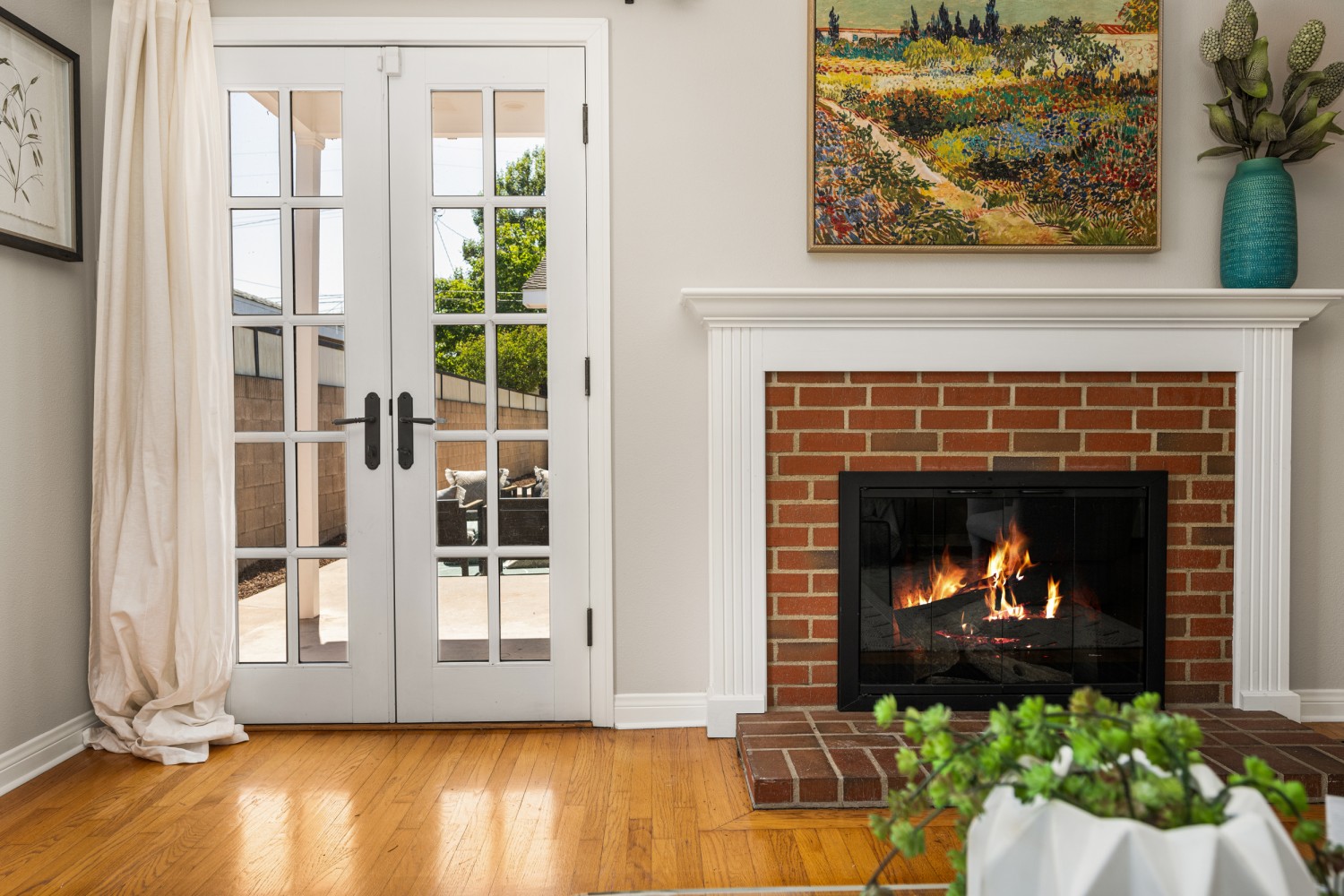 Elfyer - Long Beach, CA House - For Sale