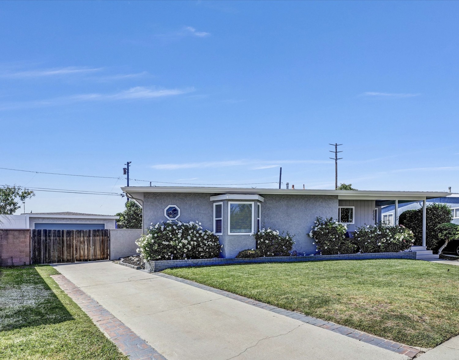 Elfyer - Long Beach, CA House - For Sale
