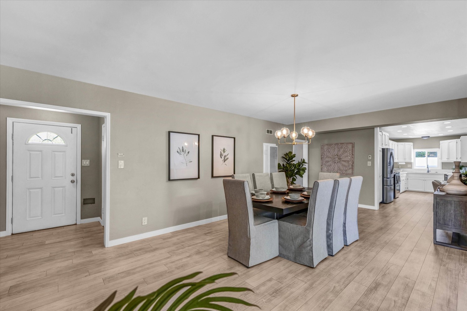 Elfyer - Long Beach, CA House - For Sale