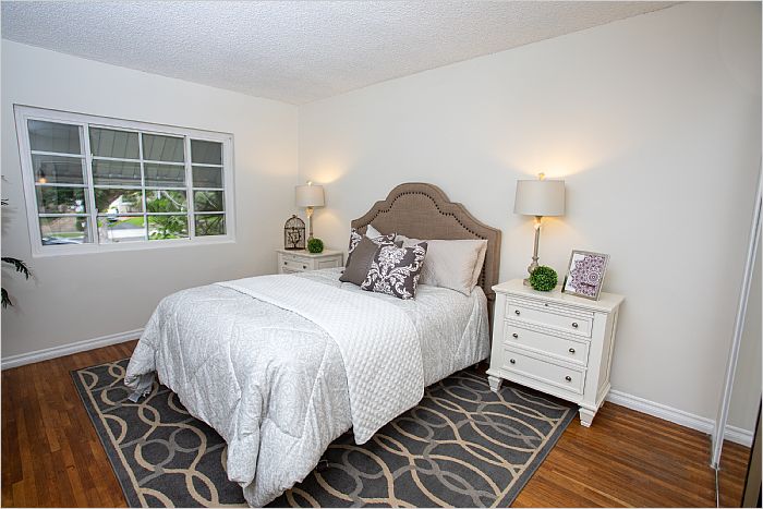 Elfyer - Burbank, CA House - For Sale