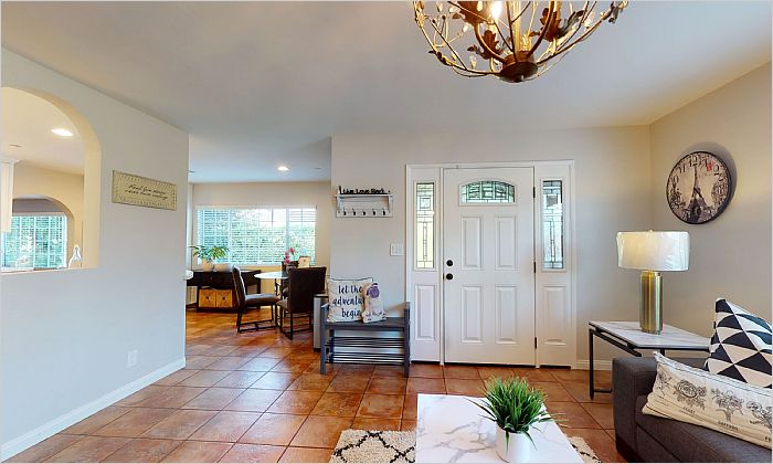 Elfyer - Burbank, CA House - For Sale