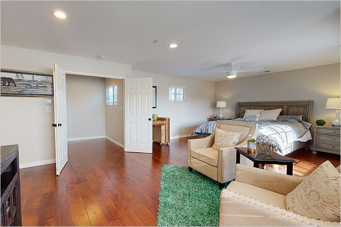 Elfyer - Burbank, CA House - For Sale