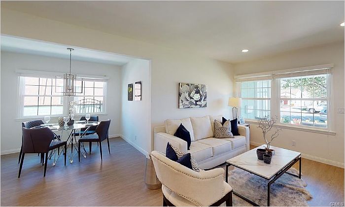 Elfyer - Burbank, CA House - For Sale