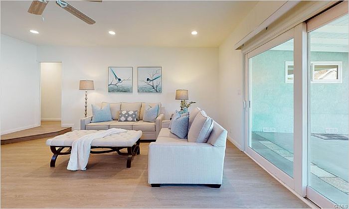 Elfyer - Burbank, CA House - For Sale