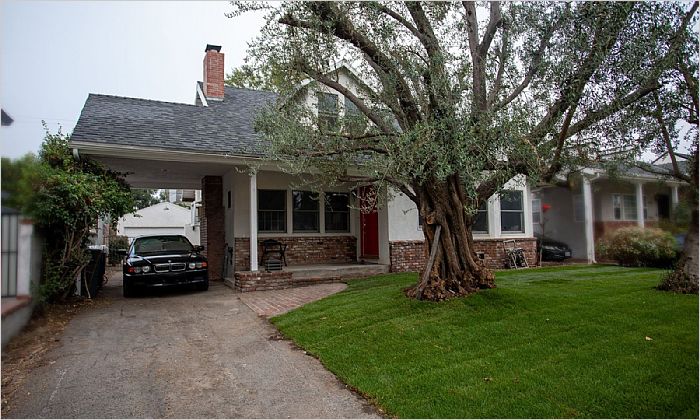 Elfyer - Burbank, CA House - For Sale