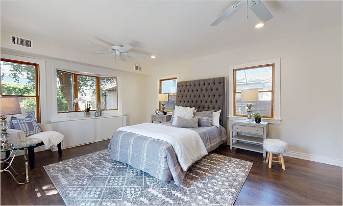 Elfyer - Burbank, CA House - For Sale