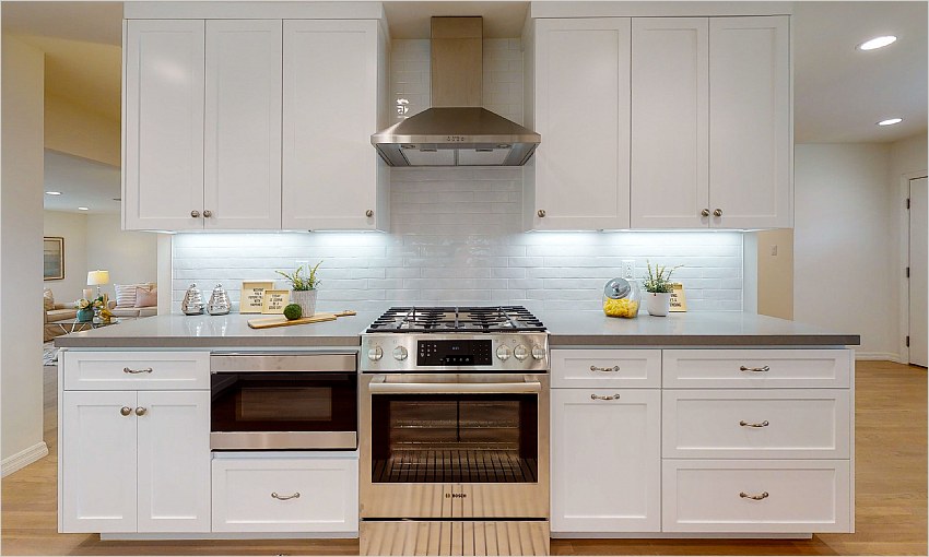 Elfyer - Burbank, CA House - For Sale