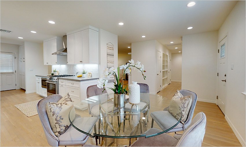 Elfyer - Burbank, CA House - For Sale