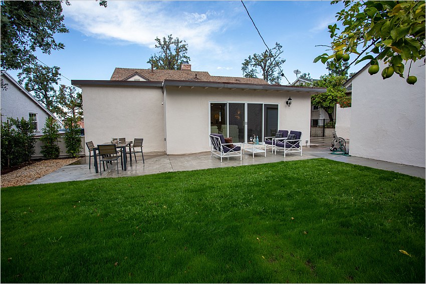 Elfyer - Burbank, CA House - For Sale