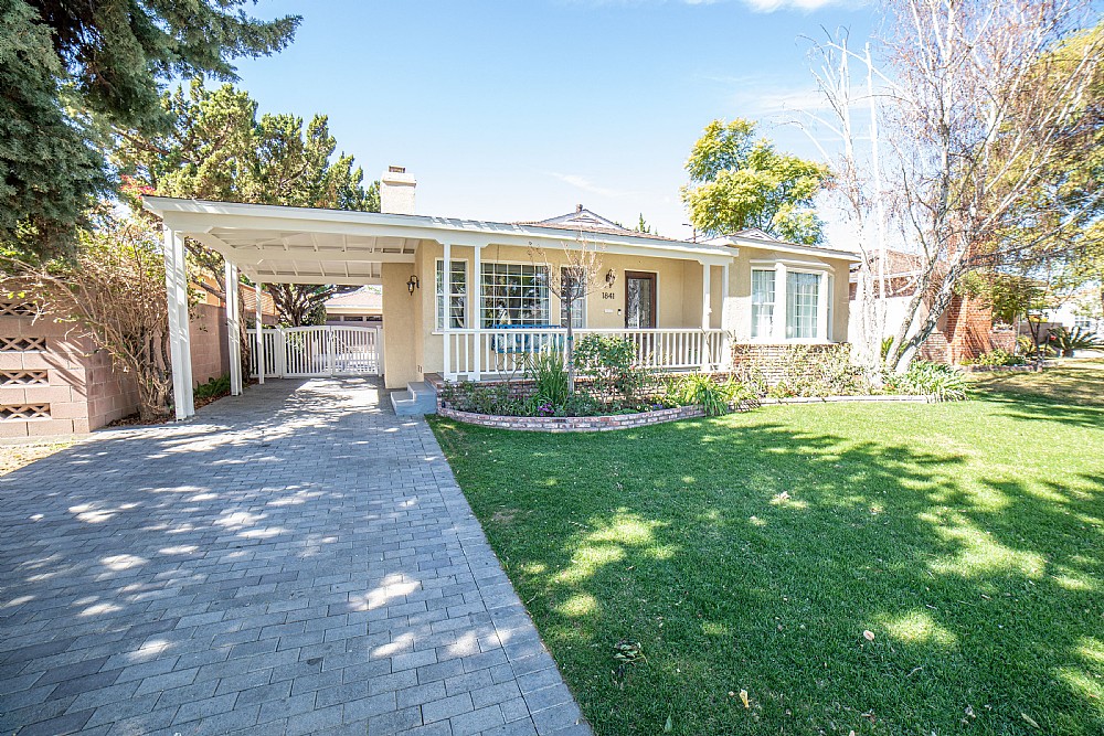 Elfyer - Burbank, CA House - For Sale