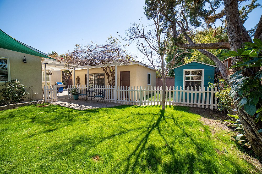 Elfyer - Burbank, CA House - For Sale