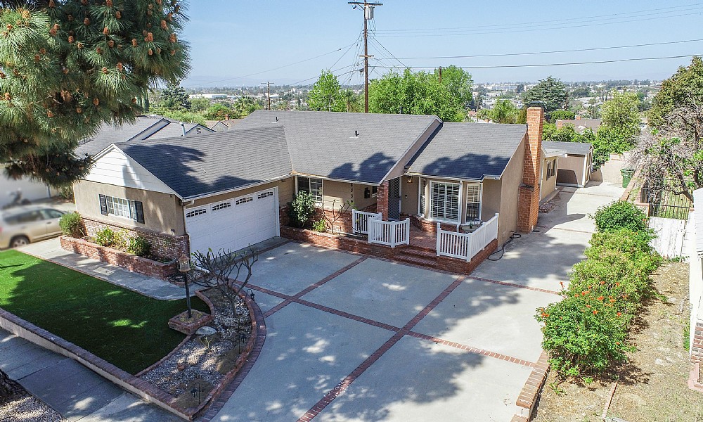Elfyer - Sun Valley, CA House - For Sale