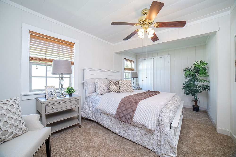 Elfyer - Burbank, CA House - For Sale