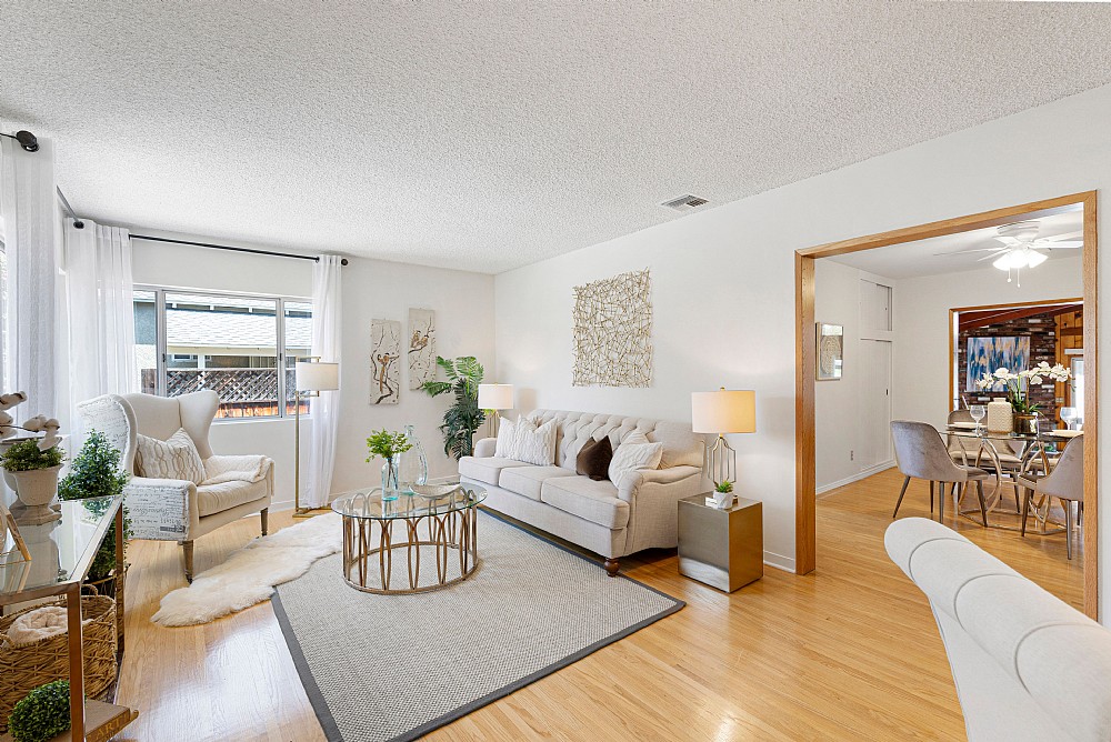 Elfyer -  Burbank, CA House - For Sale