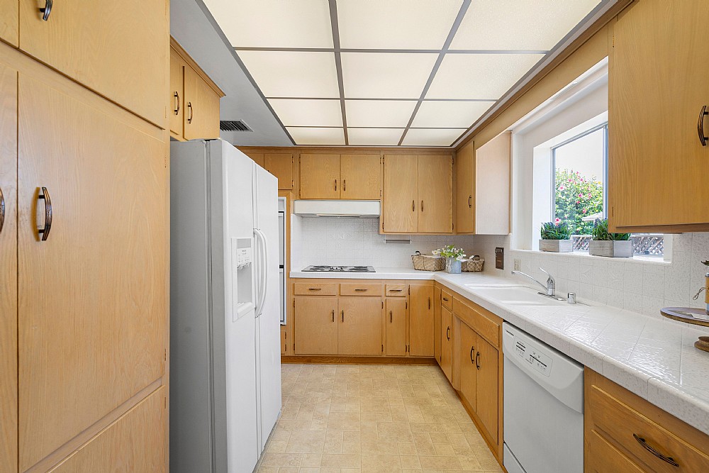 Elfyer -  Burbank, CA House - For Sale