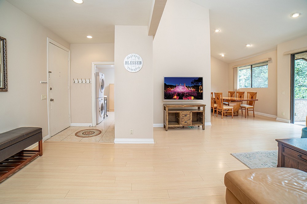 Elfyer - Los Angeles, CA House - For Sale