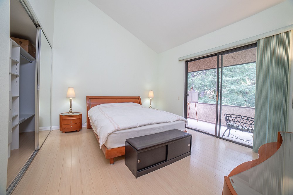 Elfyer - Los Angeles, CA House - For Sale