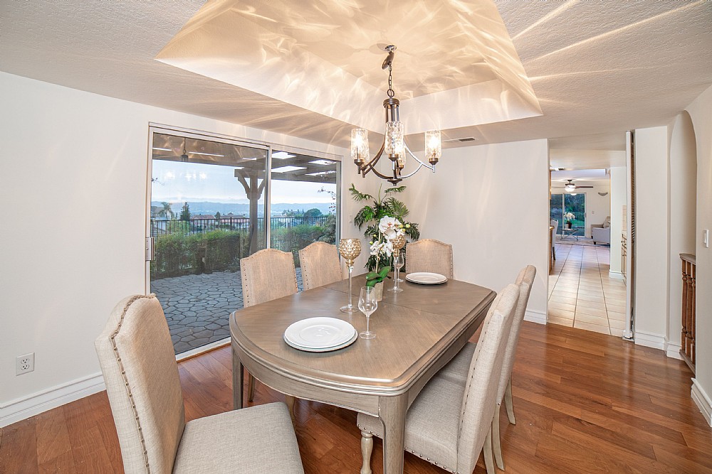 Elfyer - Burbank, CA House - For Sale