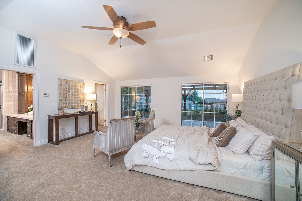 Elfyer - Burbank, CA House - For Sale