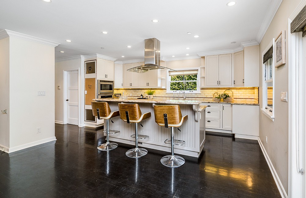 Elfyer - Burbank, CA House - For Sale