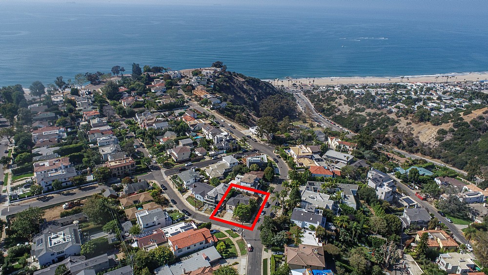 Elfyer - Pacific Palisades, CA House - For Sale