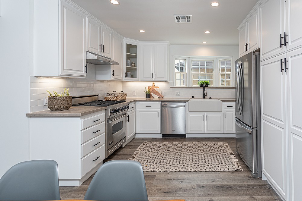 Elfyer - Burbank, CA House - For Sale