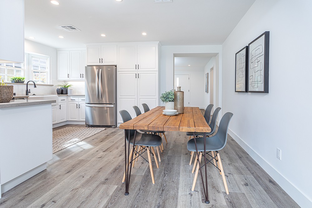 Elfyer - Burbank, CA House - For Sale