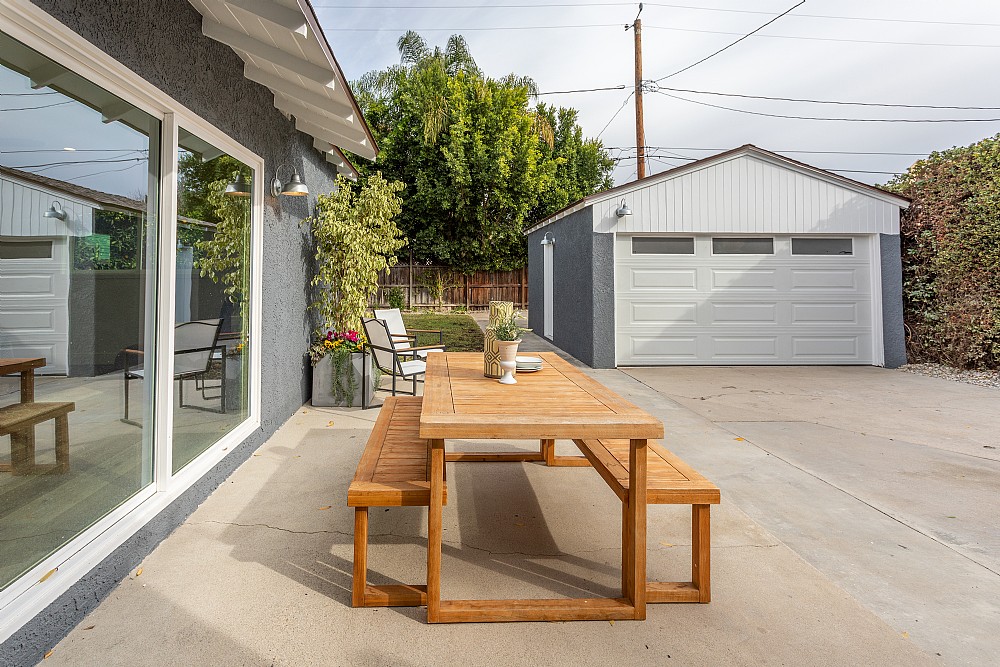 Elfyer - Burbank, CA House - For Sale