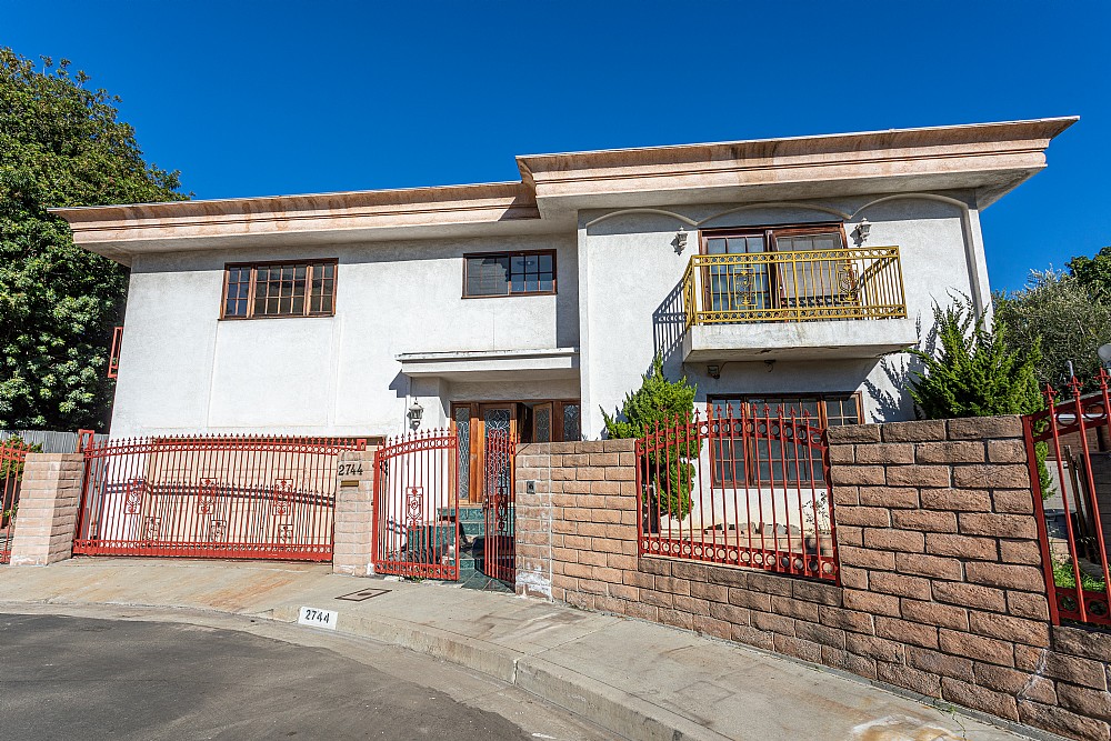 Elfyer - Los Angeles, CA House - For Sale