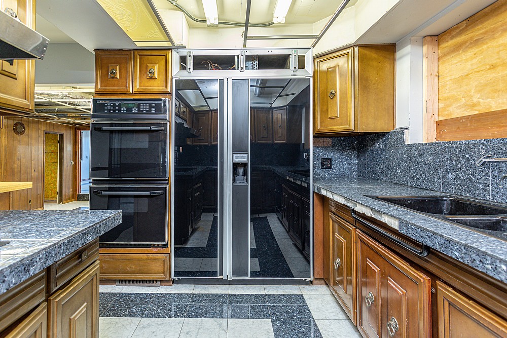 Elfyer - Los Angeles, CA House - For Sale