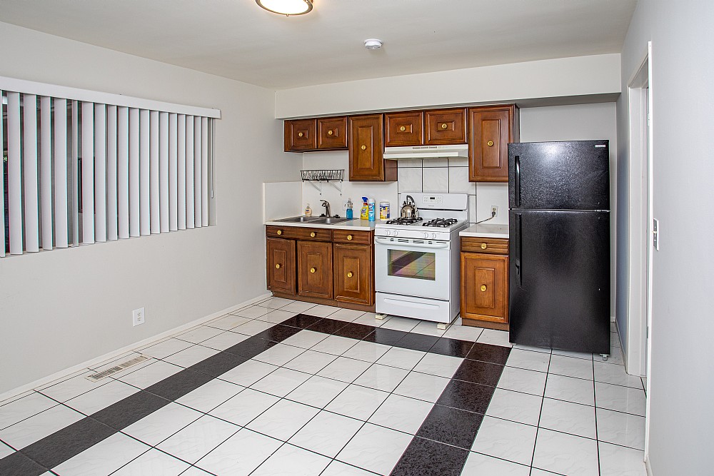 Elfyer - Los Angeles, CA House - For Sale