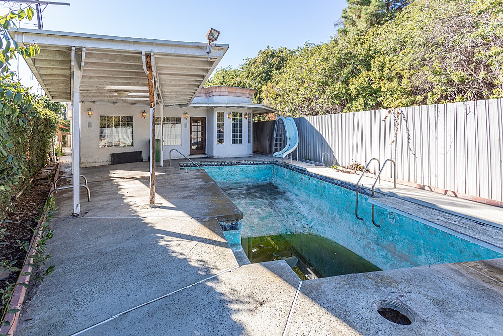 Elfyer - Los Angeles, CA House - For Sale