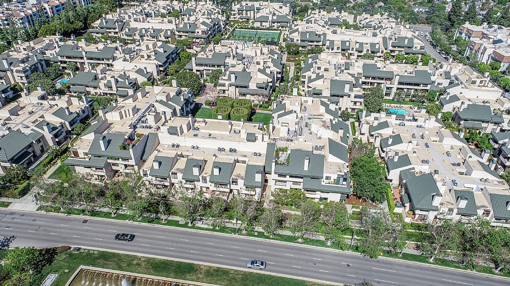 Elfyer - Los Angeles, CA House - For Sale