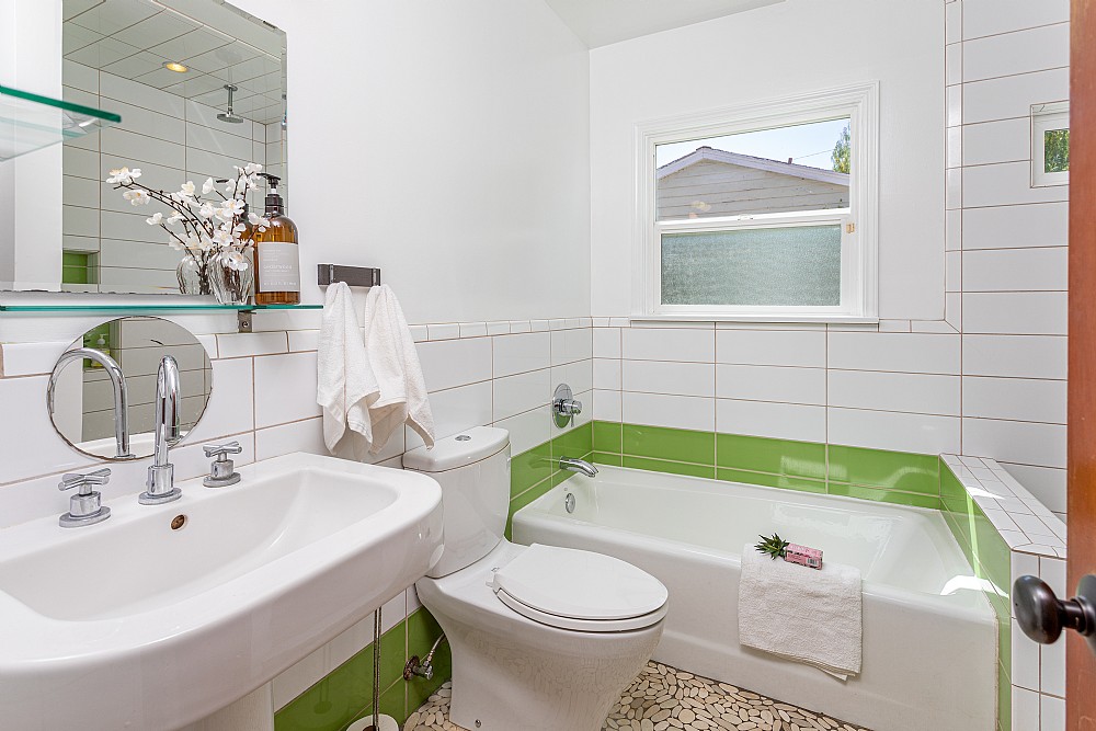 Elfyer - Burbank, CA House - For Sale